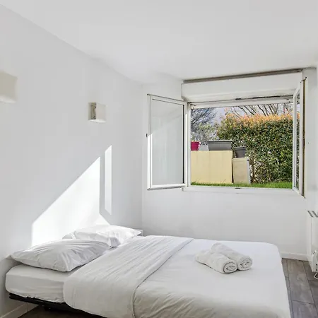 Appartement Chic And Spacious With Parking And Garden *