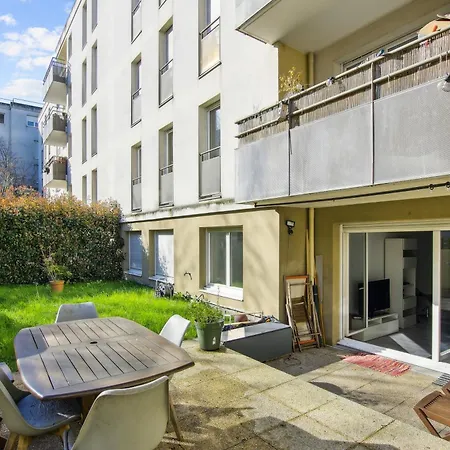 Chic And Spacious With Parking And Garden Appartement Saint-Denis (Seine-Saint-Denis)